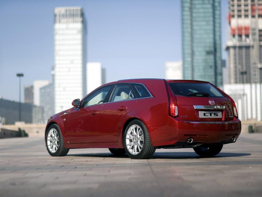  Cadillac CTS Sport Wagon 2009 года  (фото 14 из 28)